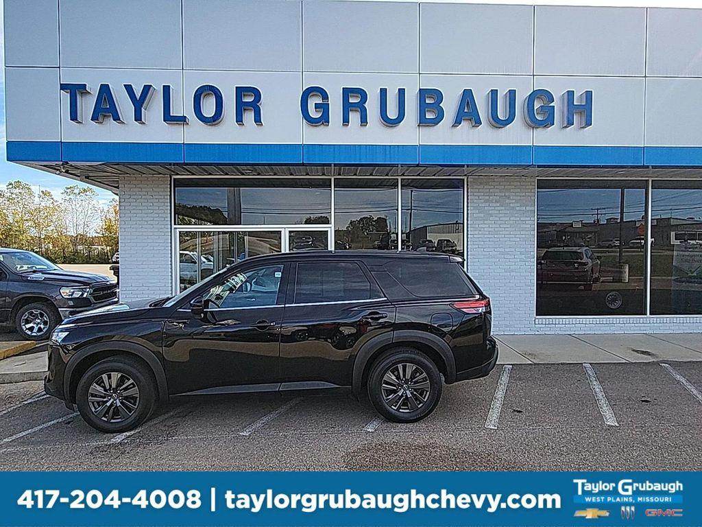 used 2022 Nissan Pathfinder car, priced at $18,214
