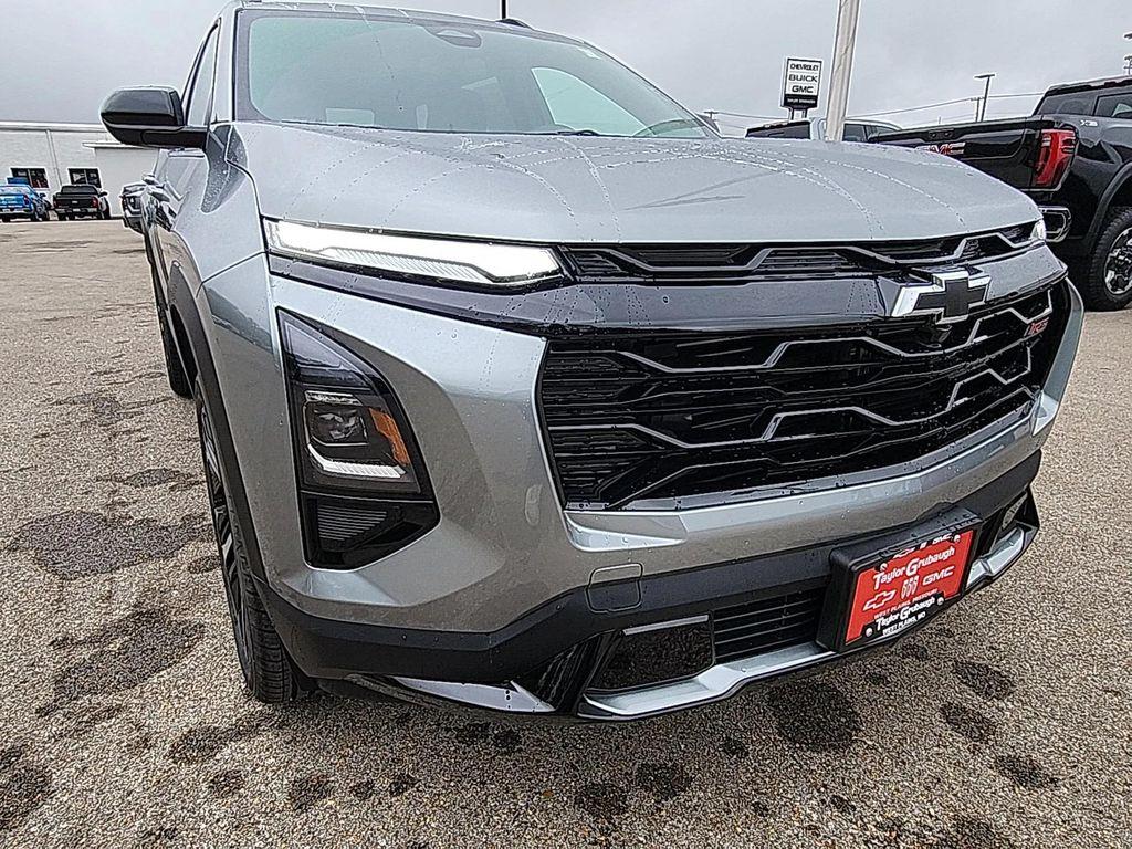 new 2026 Chevrolet Equinox car, priced at $32,845