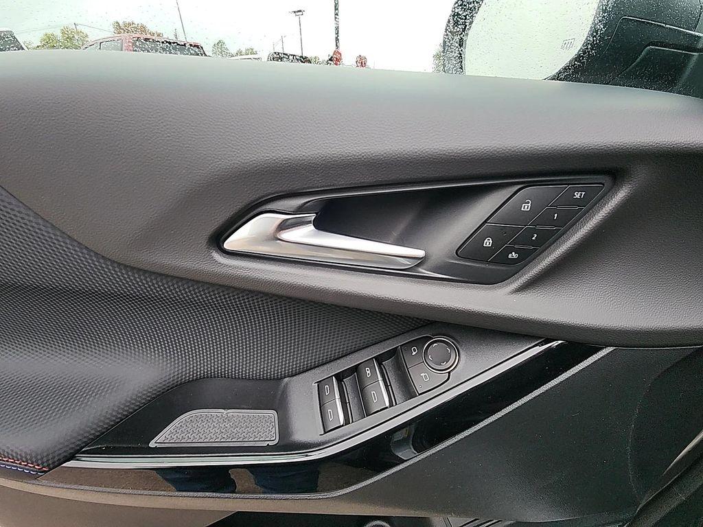 new 2026 Chevrolet Equinox car, priced at $32,845