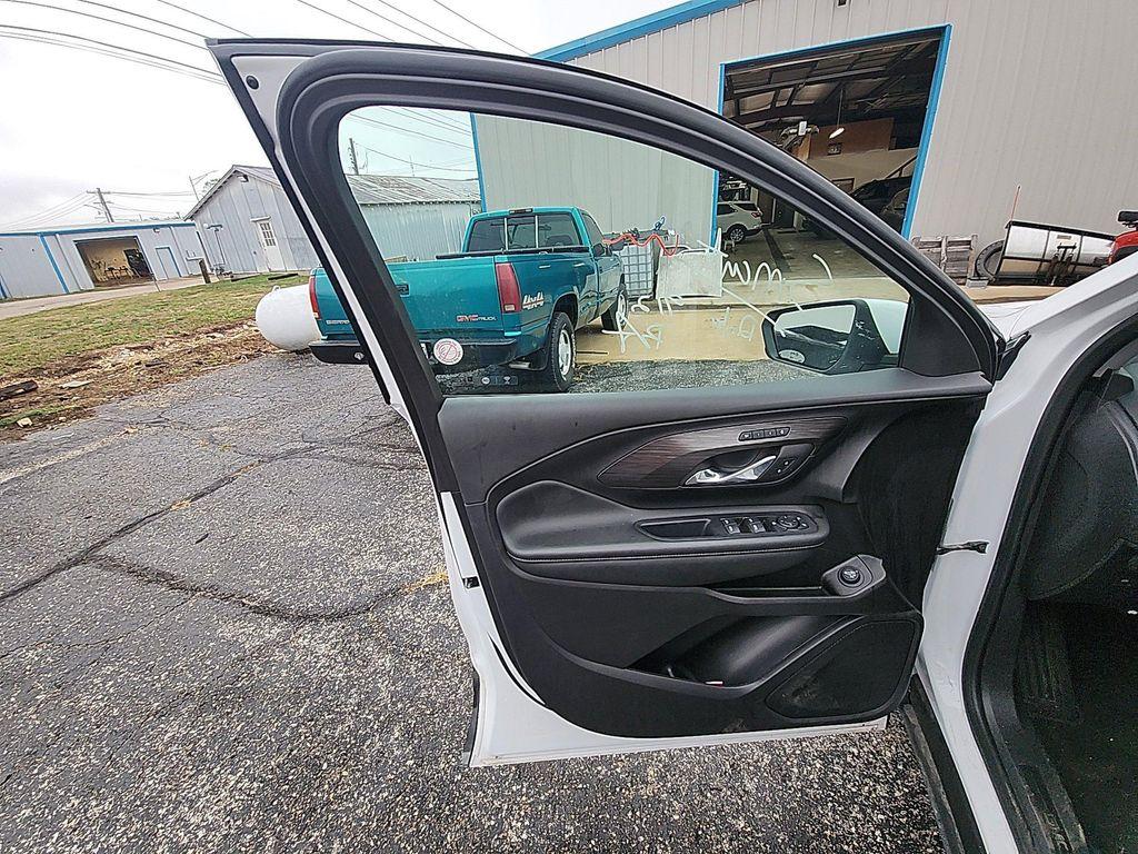 used 2024 GMC Terrain car, priced at $25,980