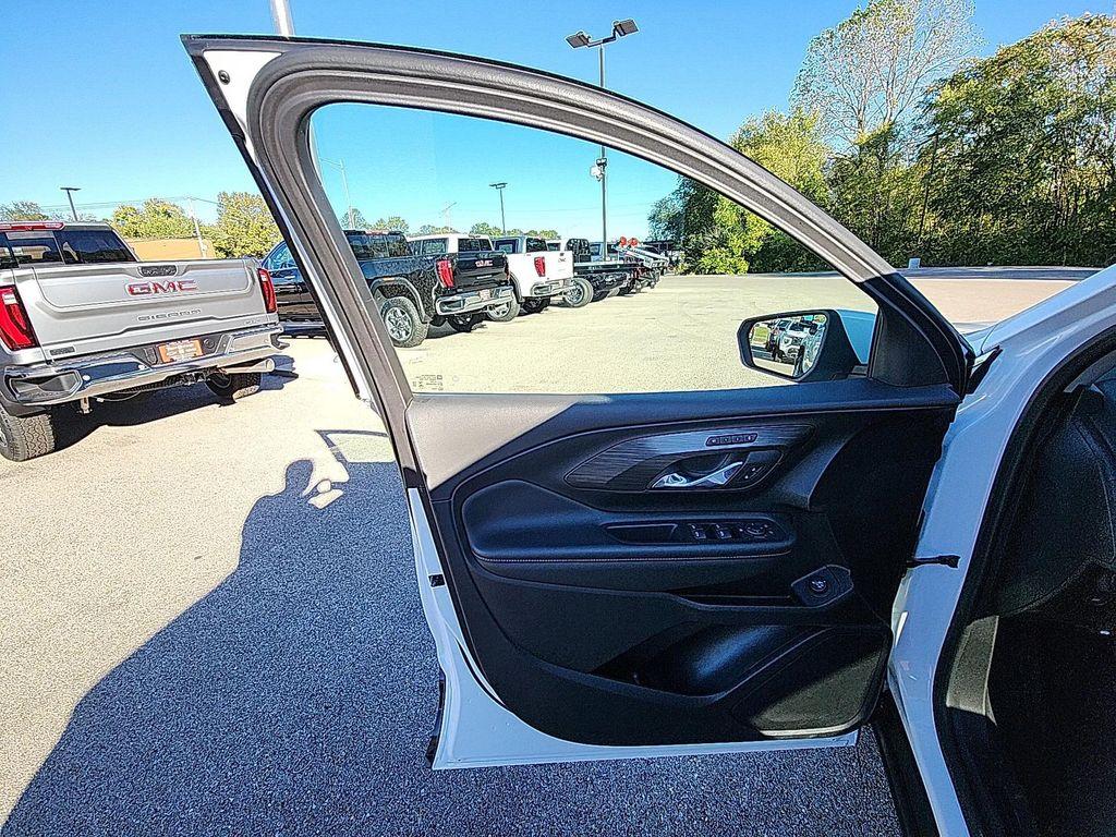 used 2024 GMC Terrain car, priced at $23,899