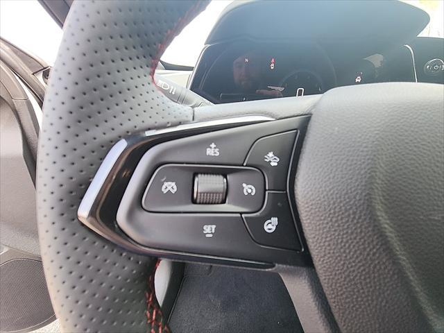 new 2025 Chevrolet Trax car, priced at $26,084