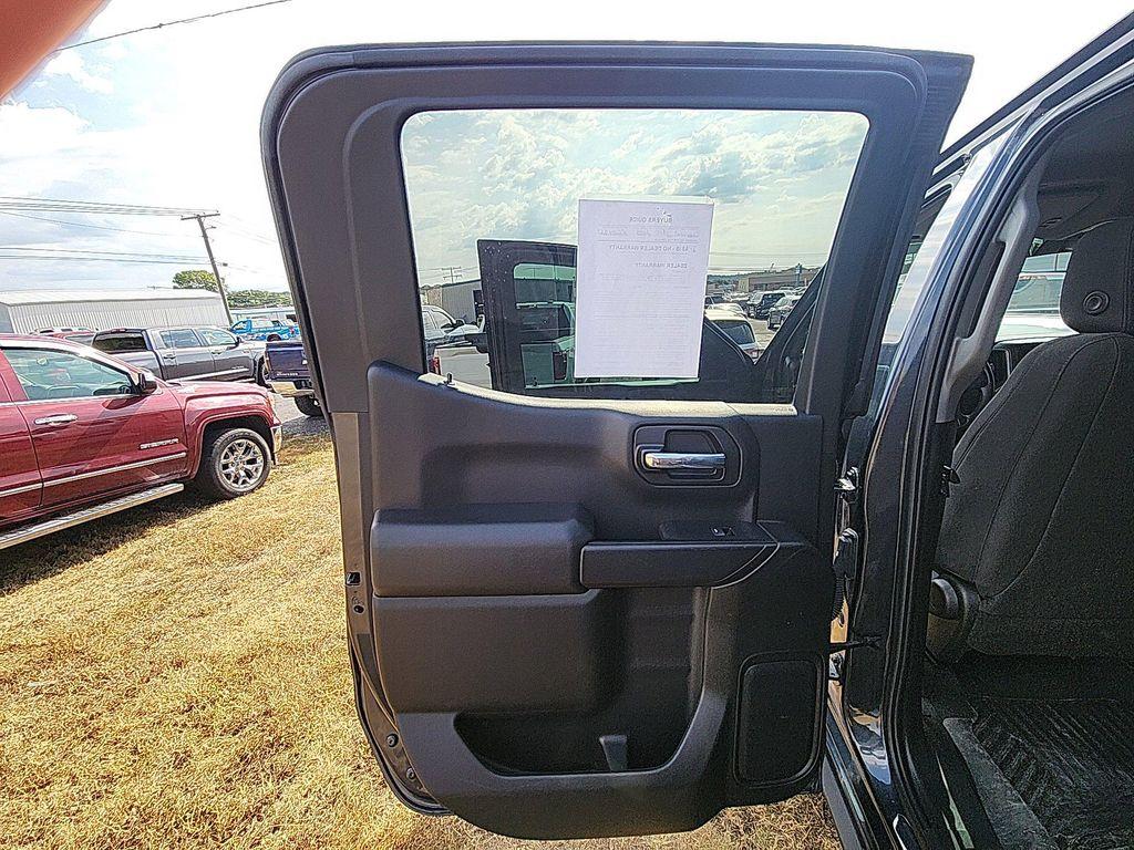 used 2022 Chevrolet Silverado 1500 car, priced at $35,980