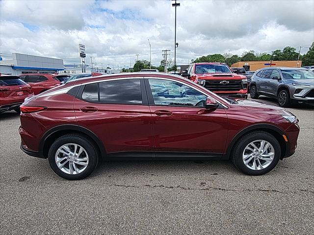 new 2025 Buick Envista car, priced at $26,830