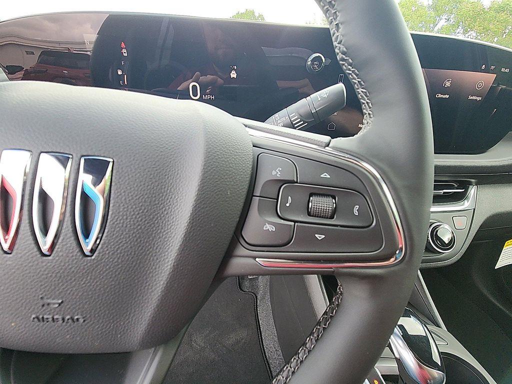 new 2025 Buick Envista car, priced at $23,775