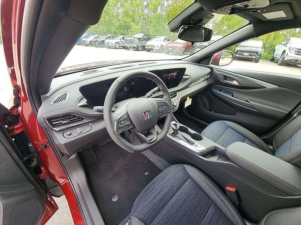 new 2025 Buick Envista car, priced at $23,775