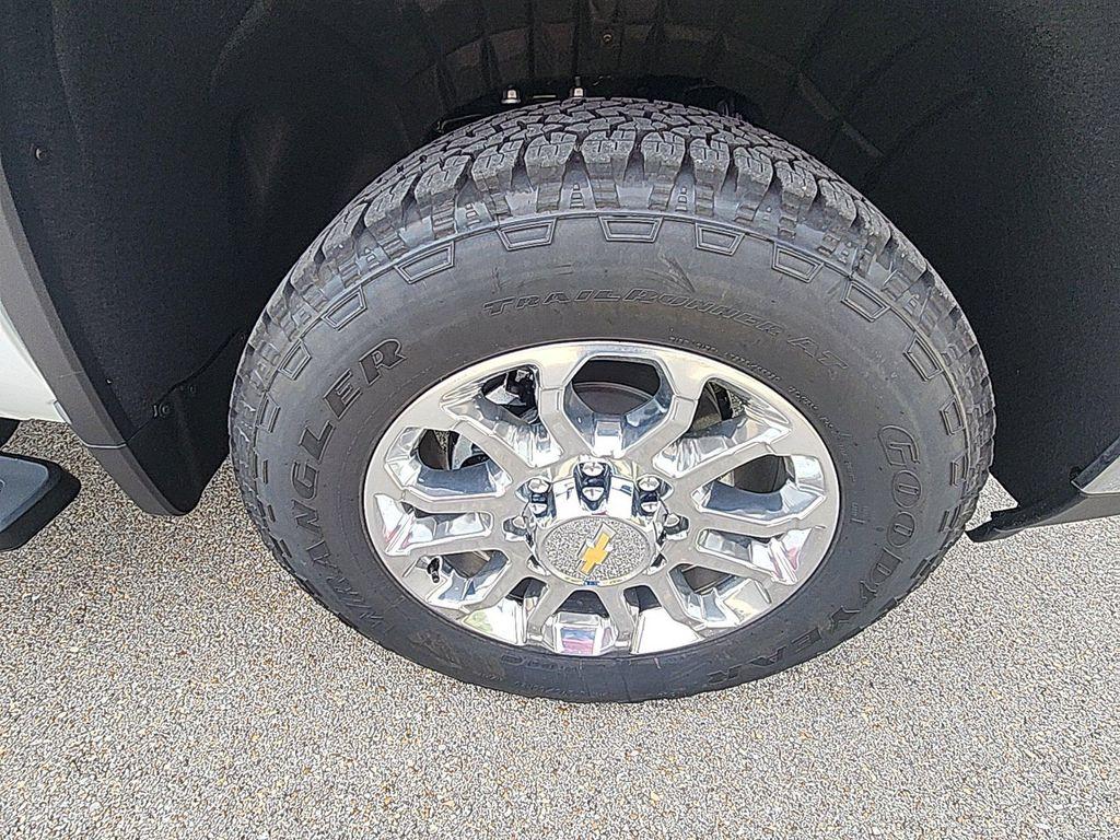 new 2025 Chevrolet Silverado 3500 car, priced at $80,317