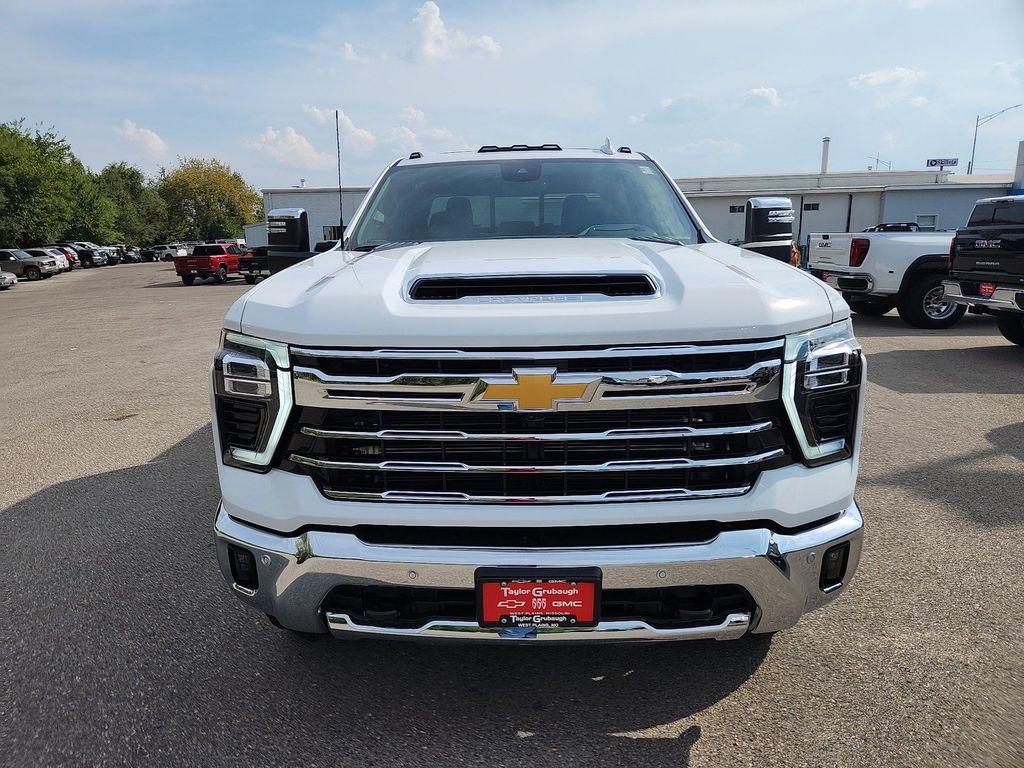 new 2025 Chevrolet Silverado 3500 car, priced at $80,317