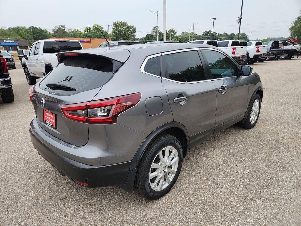 used 2021 Nissan Rogue Sport car, priced at $17,976