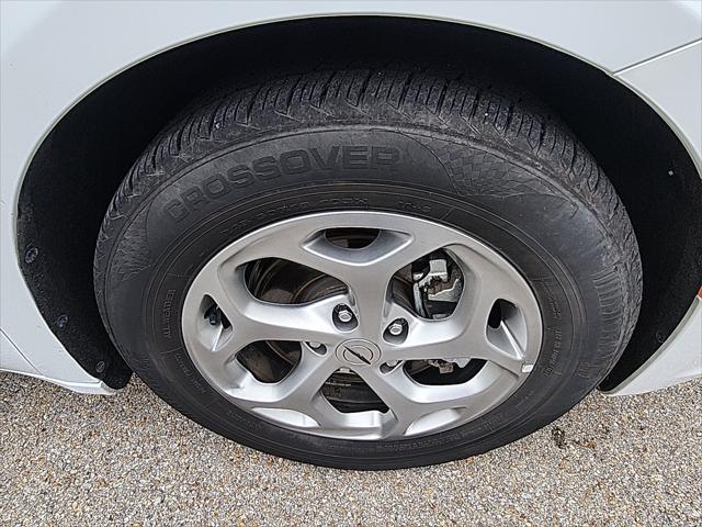 used 2023 Chrysler Pacifica car, priced at $26,535