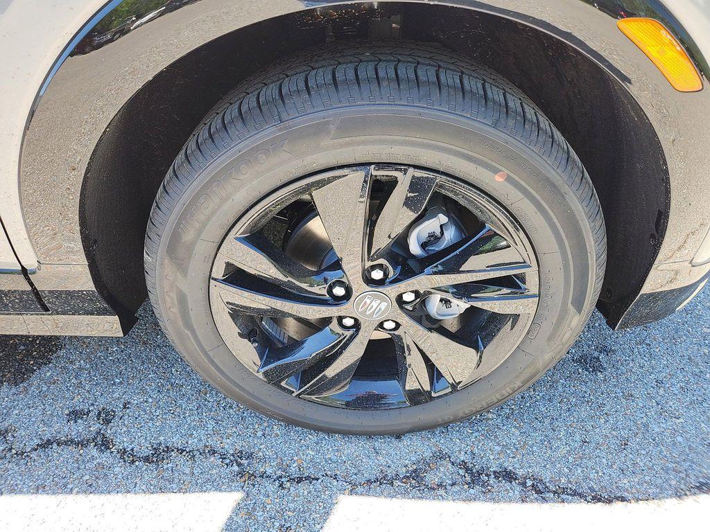 new 2025 Buick Encore GX car, priced at $26,325