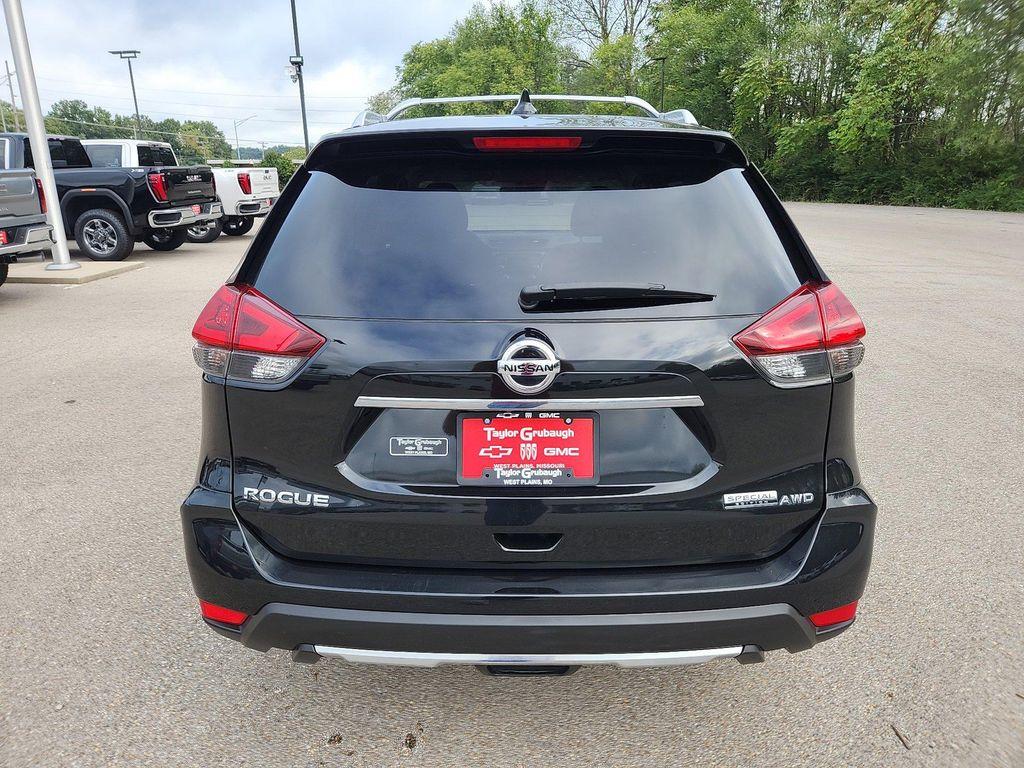 used 2020 Nissan Rogue car, priced at $15,930