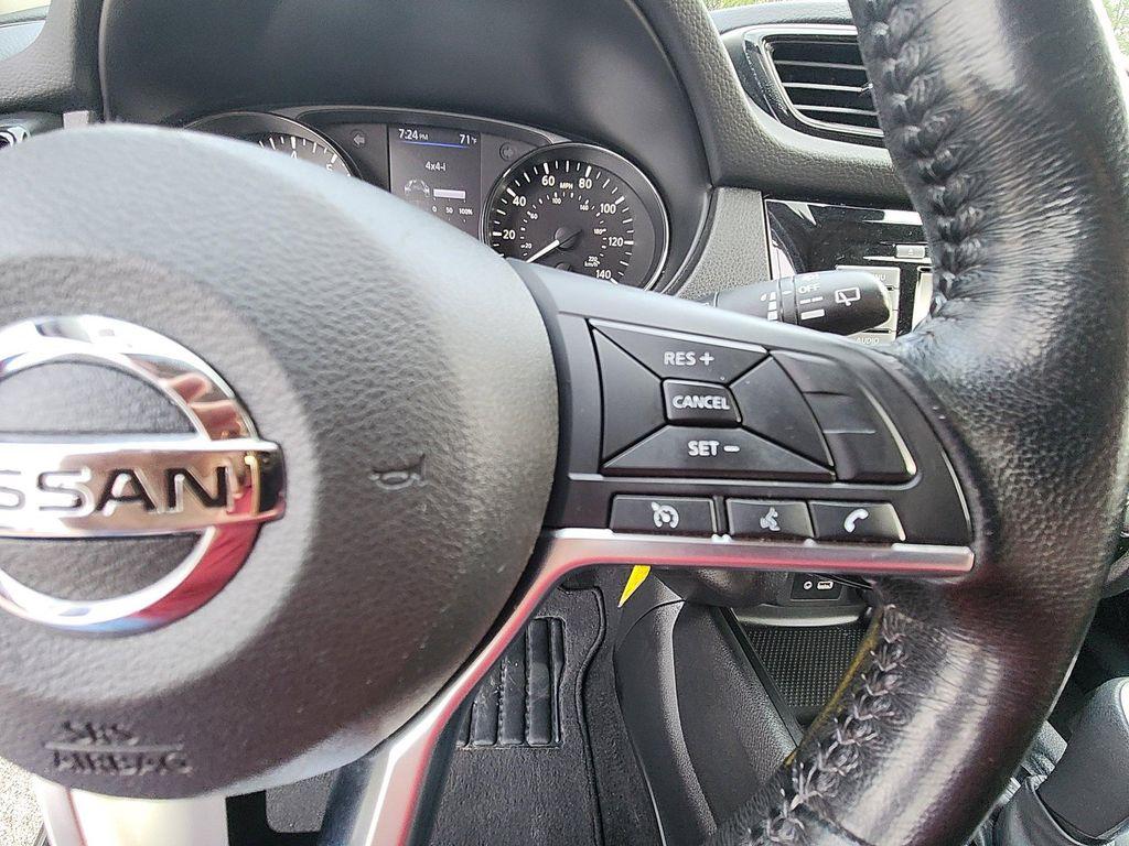 used 2020 Nissan Rogue car, priced at $15,930
