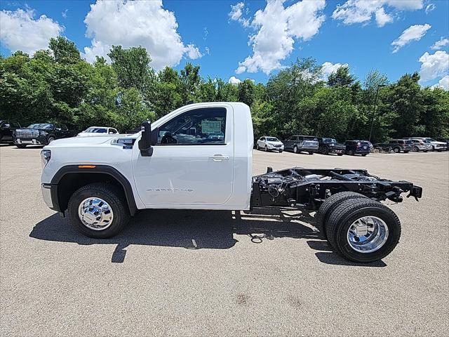 new 2025 GMC Sierra 3500 car, priced at $53,495