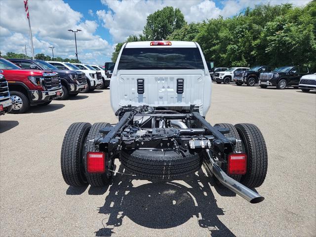 new 2025 GMC Sierra 3500 car, priced at $53,495