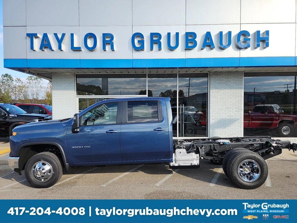 new 2026 Chevrolet Silverado 3500 car, priced at $65,433