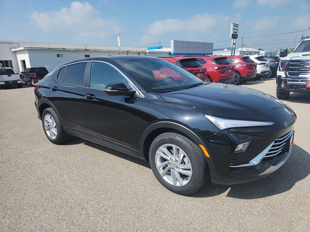 new 2025 Buick Envista car, priced at $23,775