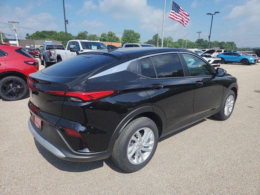 new 2025 Buick Envista car, priced at $23,775