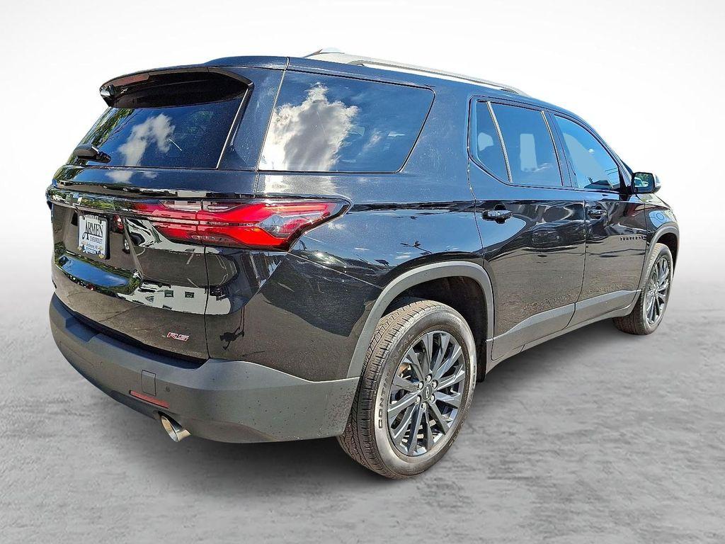 used 2023 Chevrolet Traverse car, priced at $37,303