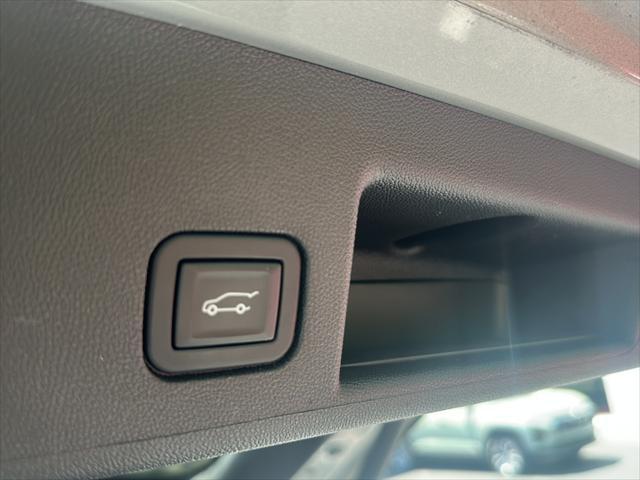 used 2022 Chevrolet Equinox car, priced at $23,500