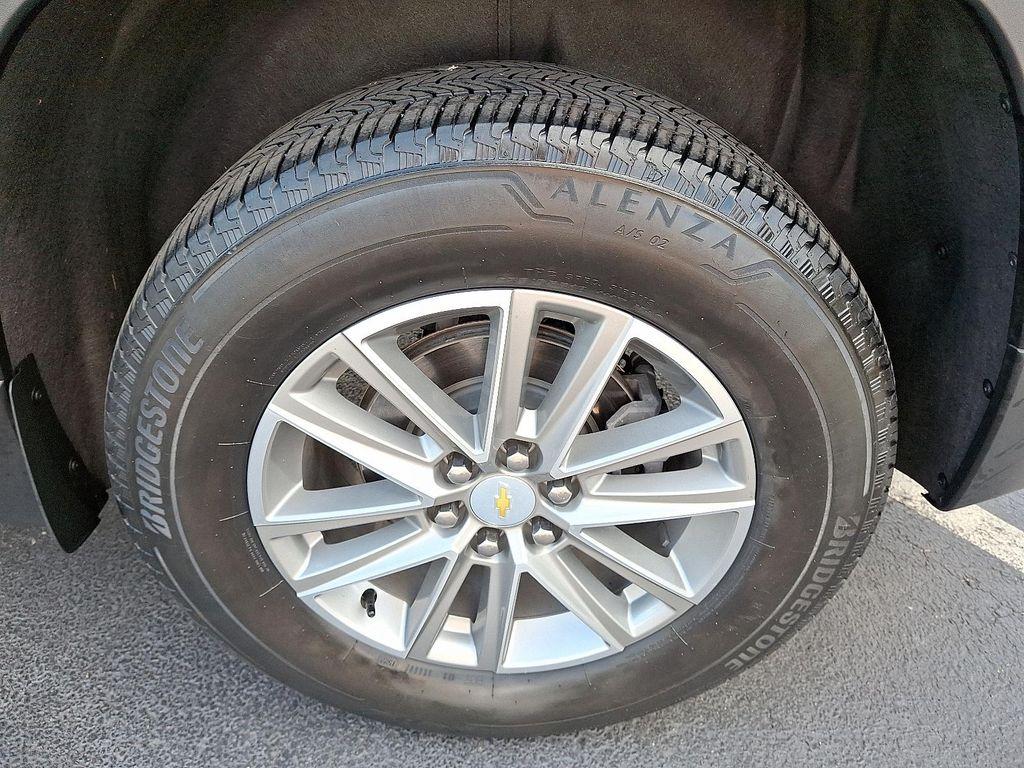 used 2022 Chevrolet Traverse car, priced at $30,968