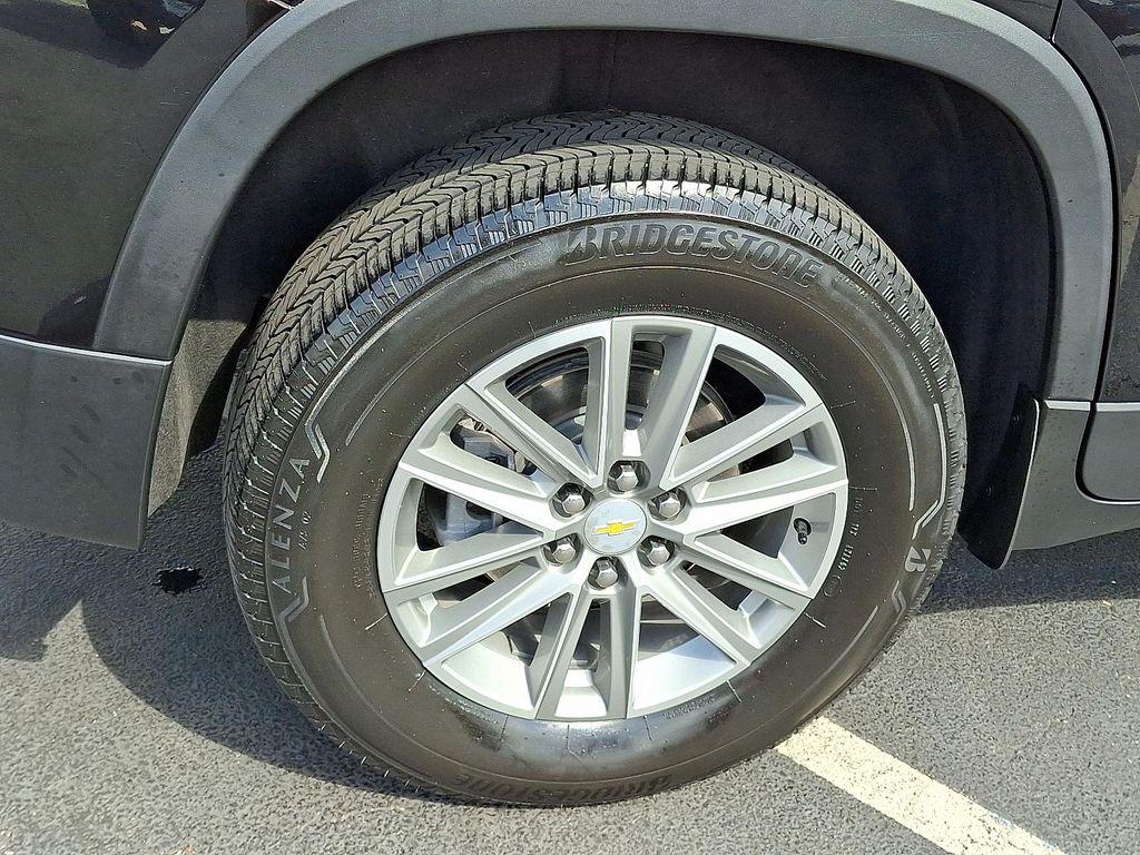 used 2022 Chevrolet Traverse car, priced at $30,968