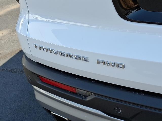 new 2025 Chevrolet Traverse car, priced at $48,350