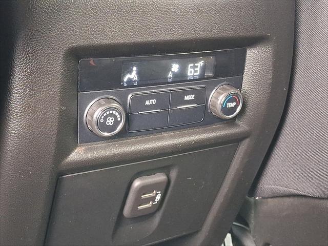 used 2022 Chevrolet Traverse car, priced at $30,994
