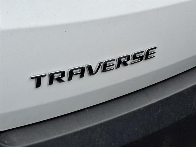 used 2022 Chevrolet Traverse car, priced at $32,967