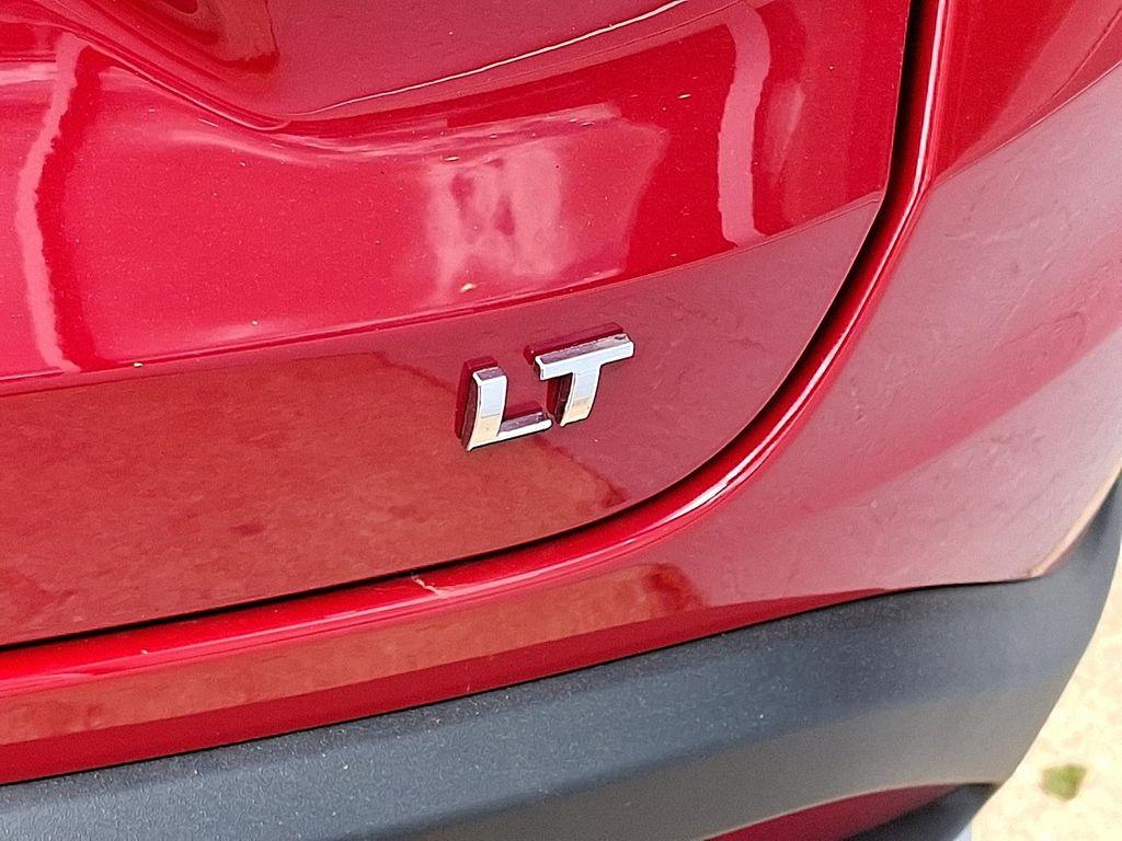 new 2026 Chevrolet Trax car, priced at $25,090