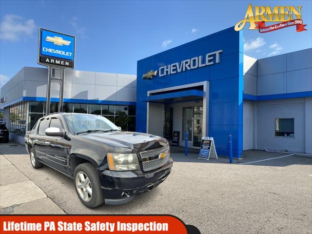 used 2008 Chevrolet Avalanche car, priced at $15,925