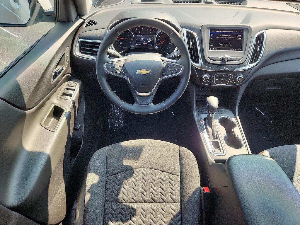 used 2024 Chevrolet Equinox car, priced at $23,558