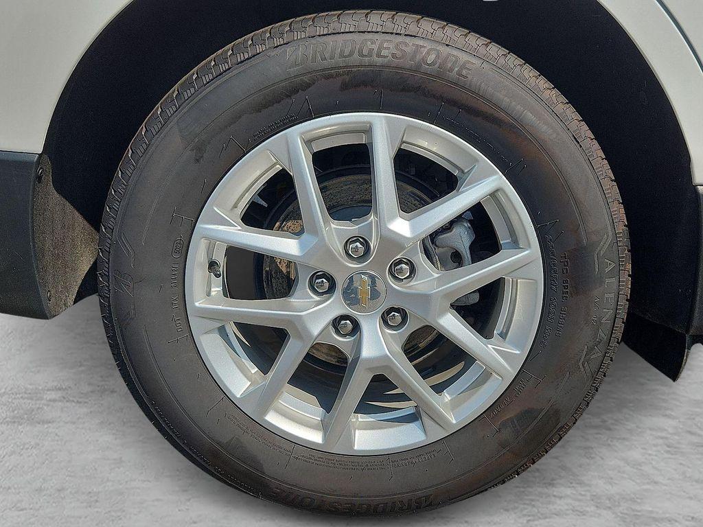 used 2024 Chevrolet Equinox car, priced at $23,558