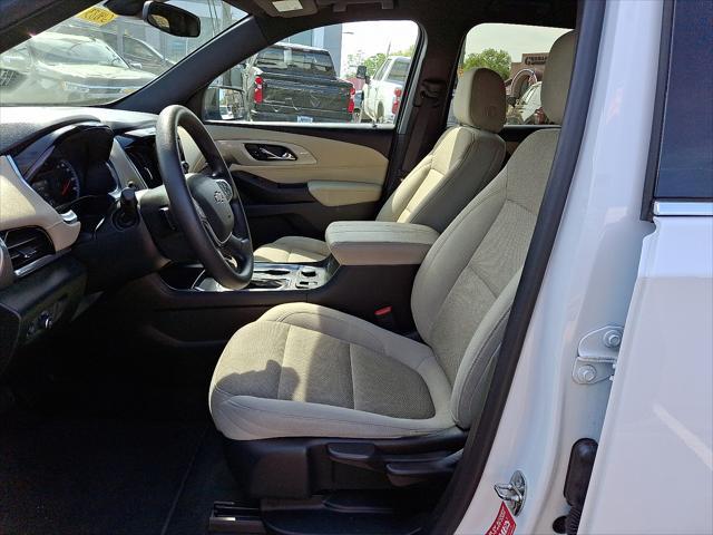 used 2022 Chevrolet Traverse car, priced at $23,352