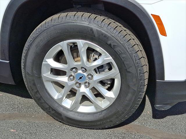 used 2022 Chevrolet Traverse car, priced at $23,352