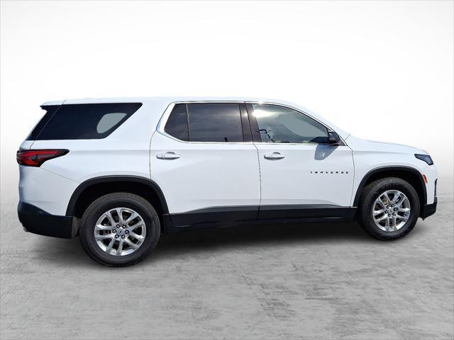 used 2022 Chevrolet Traverse car, priced at $23,352
