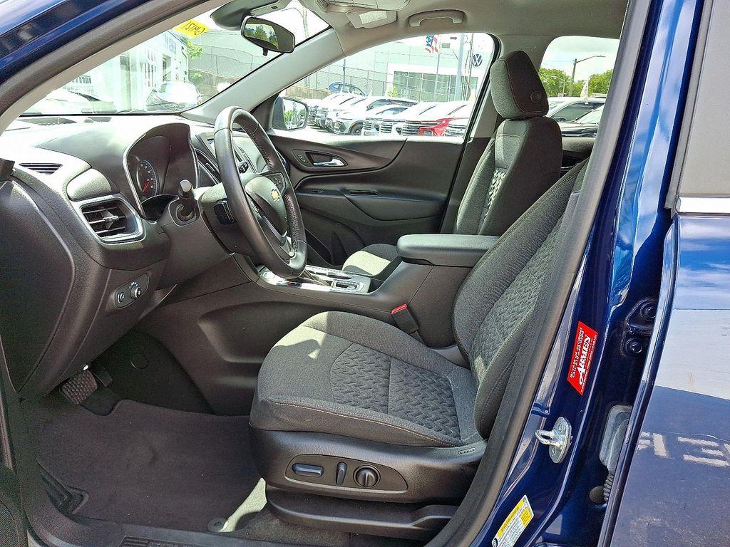used 2022 Chevrolet Equinox car, priced at $22,638