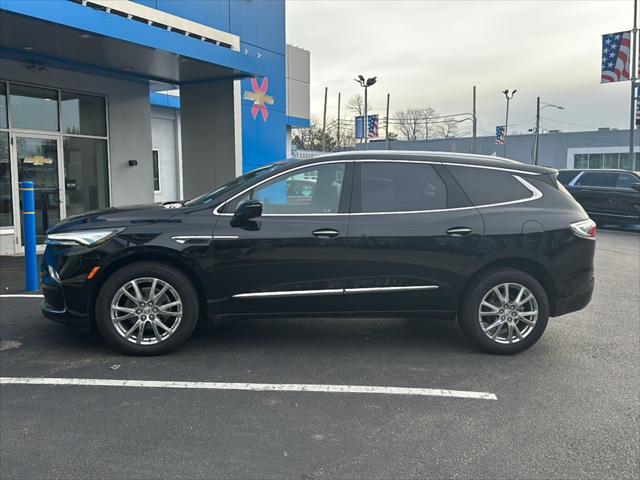 used 2024 Buick Enclave car, priced at $45,392