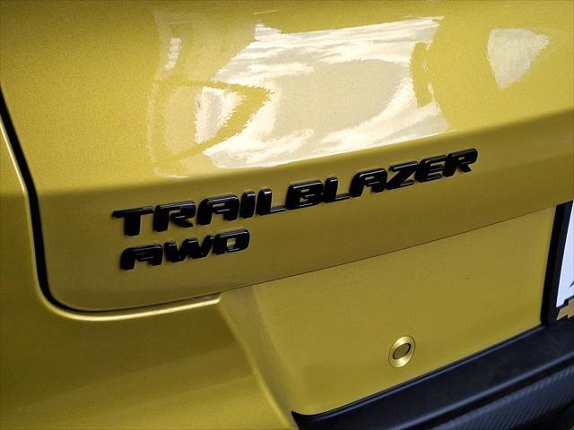 new 2025 Chevrolet TrailBlazer car, priced at $33,960