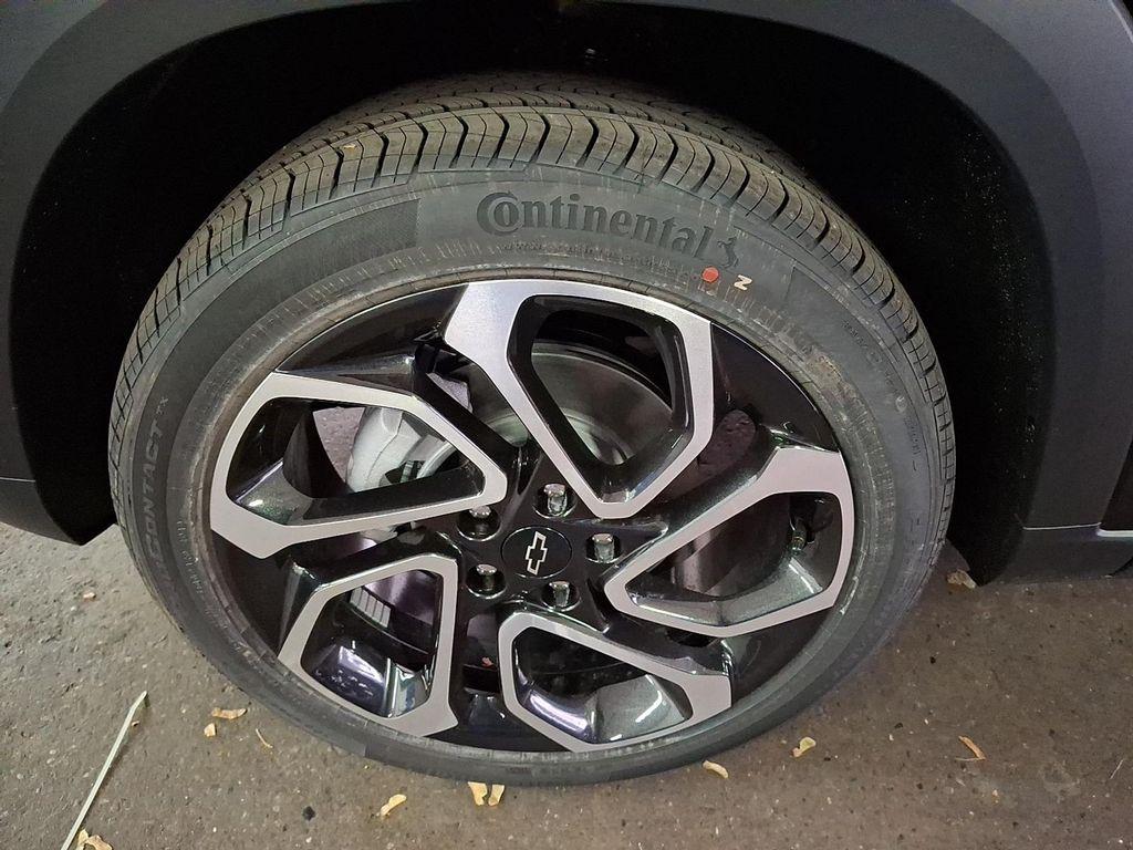 new 2026 Chevrolet Trax car, priced at $27,530