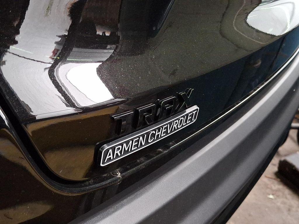 new 2026 Chevrolet Trax car, priced at $27,530