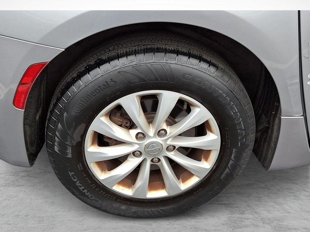 used 2017 Chrysler Pacifica car, priced at $11,587