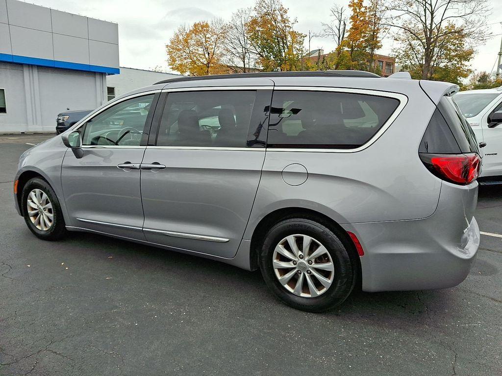 used 2017 Chrysler Pacifica car, priced at $11,587