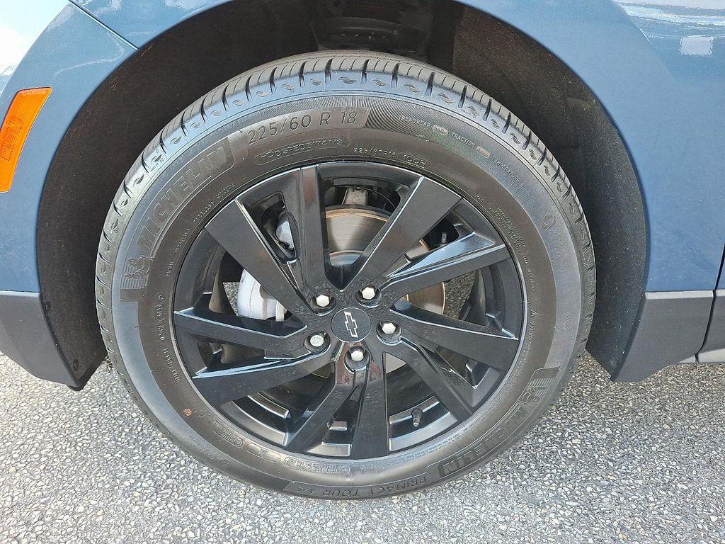 used 2024 Chevrolet Equinox car, priced at $23,408