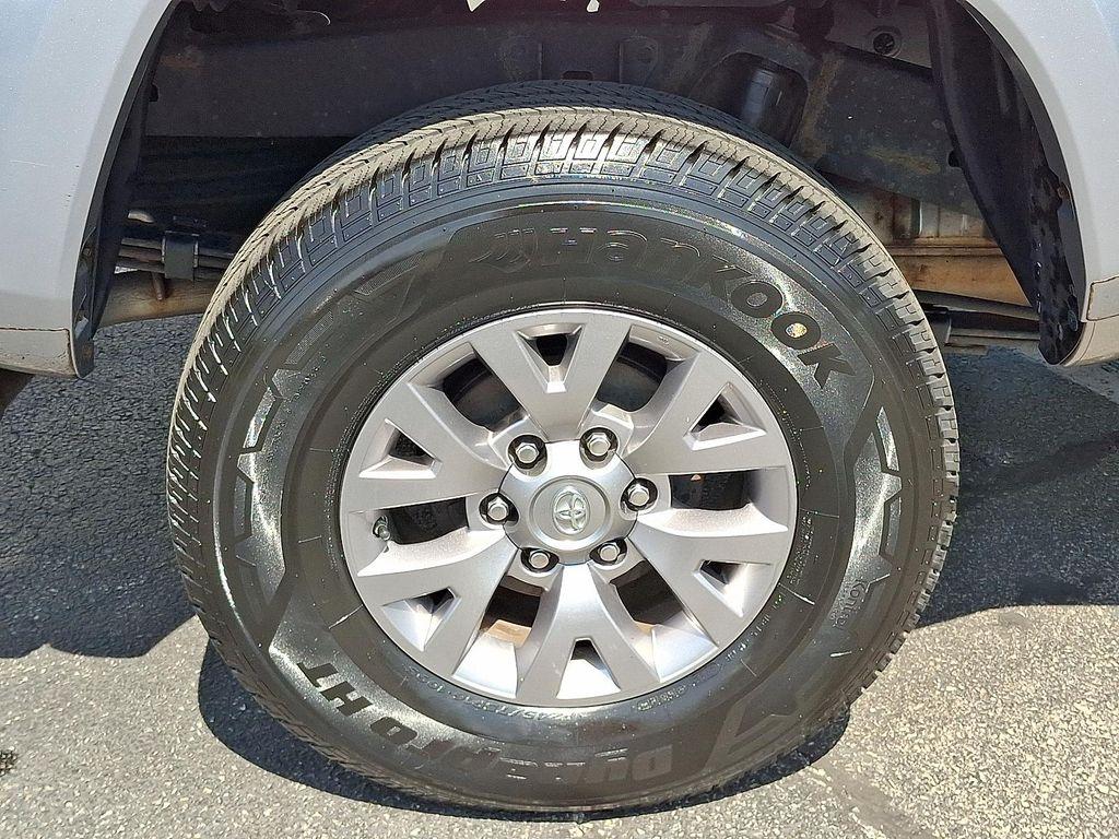used 2016 Toyota Tacoma car, priced at $23,434
