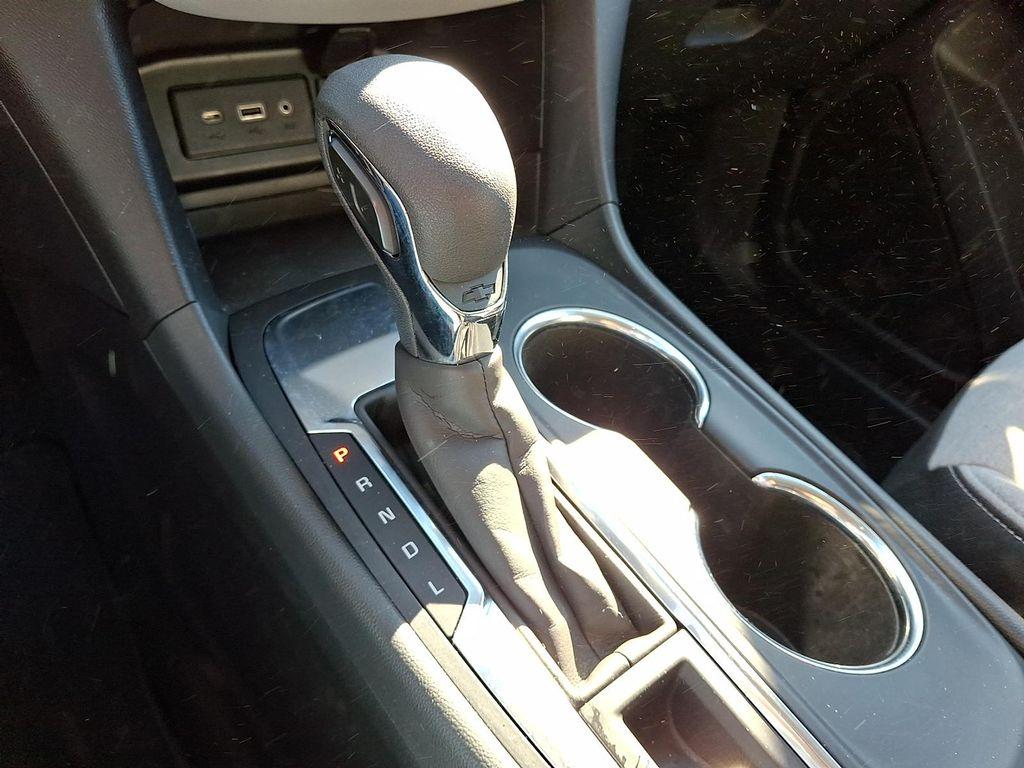 used 2023 Chevrolet Equinox car, priced at $20,587