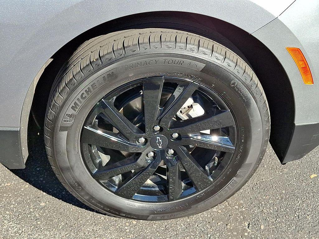 used 2023 Chevrolet Equinox car, priced at $20,587