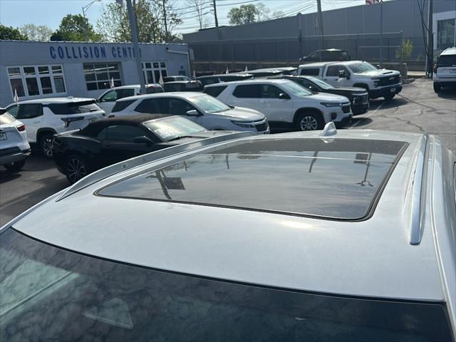 used 2024 Cadillac XT4 car, priced at $37,999