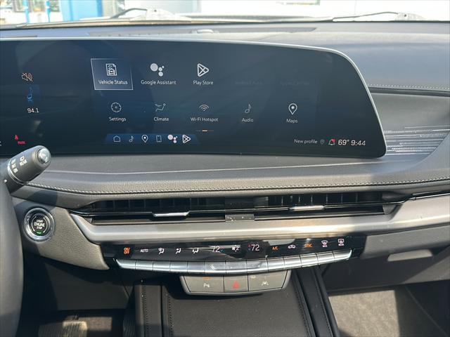 used 2024 Cadillac XT4 car, priced at $37,999
