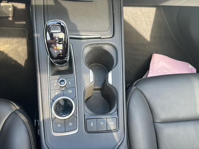 used 2024 Cadillac XT4 car, priced at $37,999